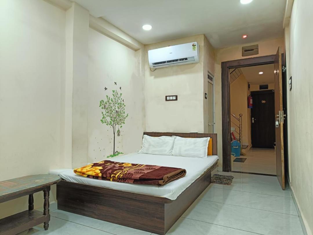 Hotel S Tower Ujjain Exterior foto